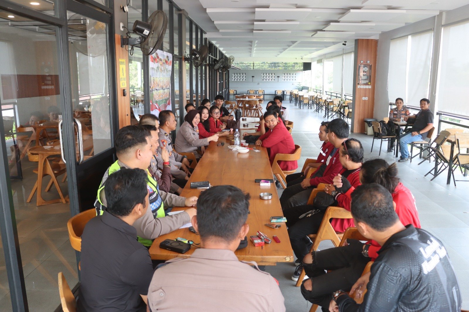 Kapolres Landak Dengar Keluhan Mahasiswa: PETI, BBM, MBG & Knalpot Brong